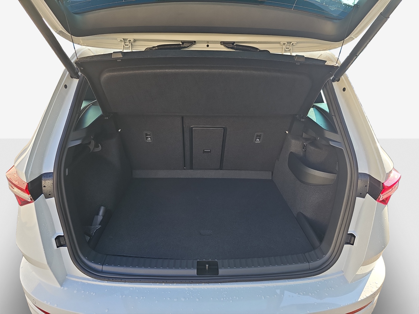 SKODA Karoq 2.0 TSI SportLine 4x4 DSG-image-12