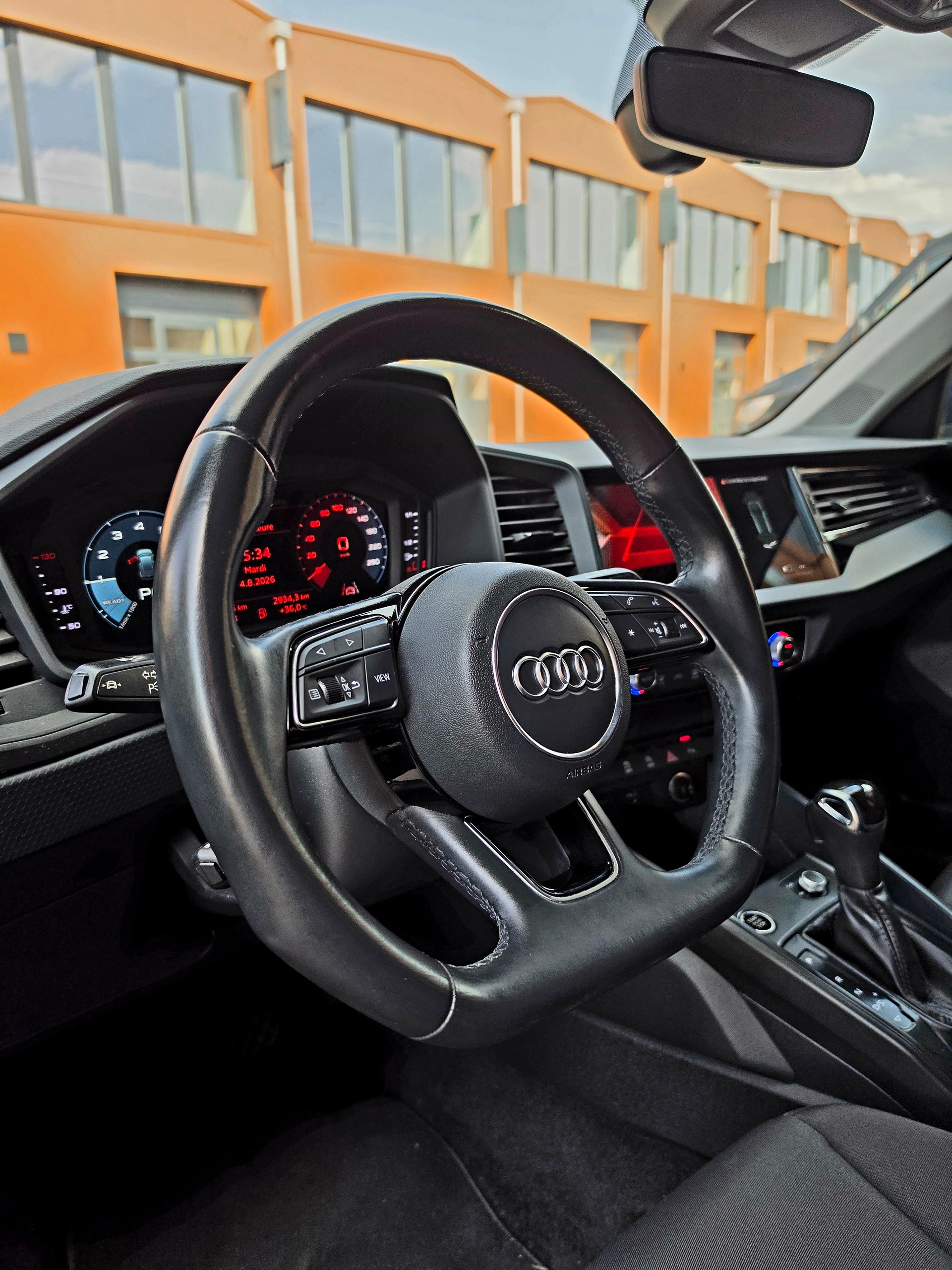 AUDI Audi A1-image-7