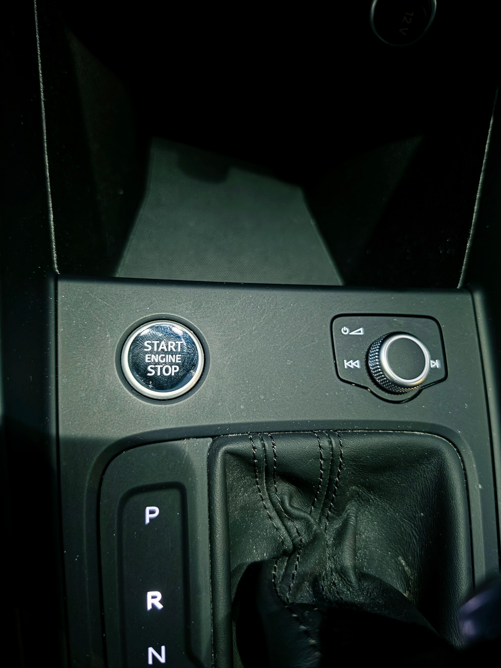 AUDI Audi A1-image-9