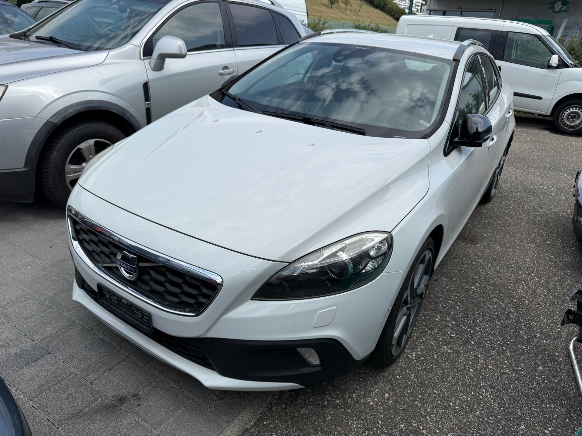 VOLVO V40 Cross Country T4 1.6 Powershift-showroom-element-2