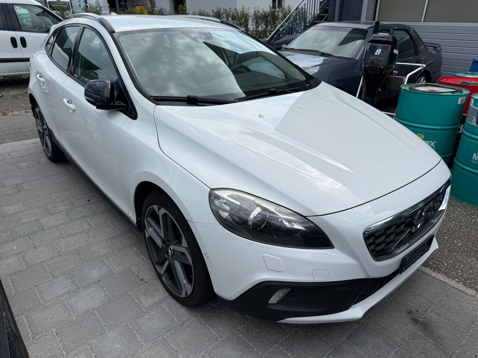 VOLVO V40 Cross Country T4 1.6 Powershift