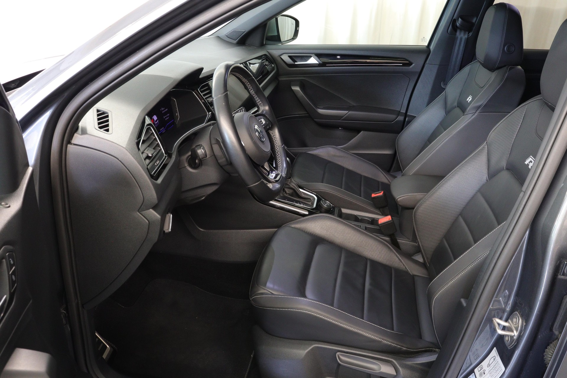 VW T-Roc 2.0 TSI R DSG 4motion-showroom-element-3