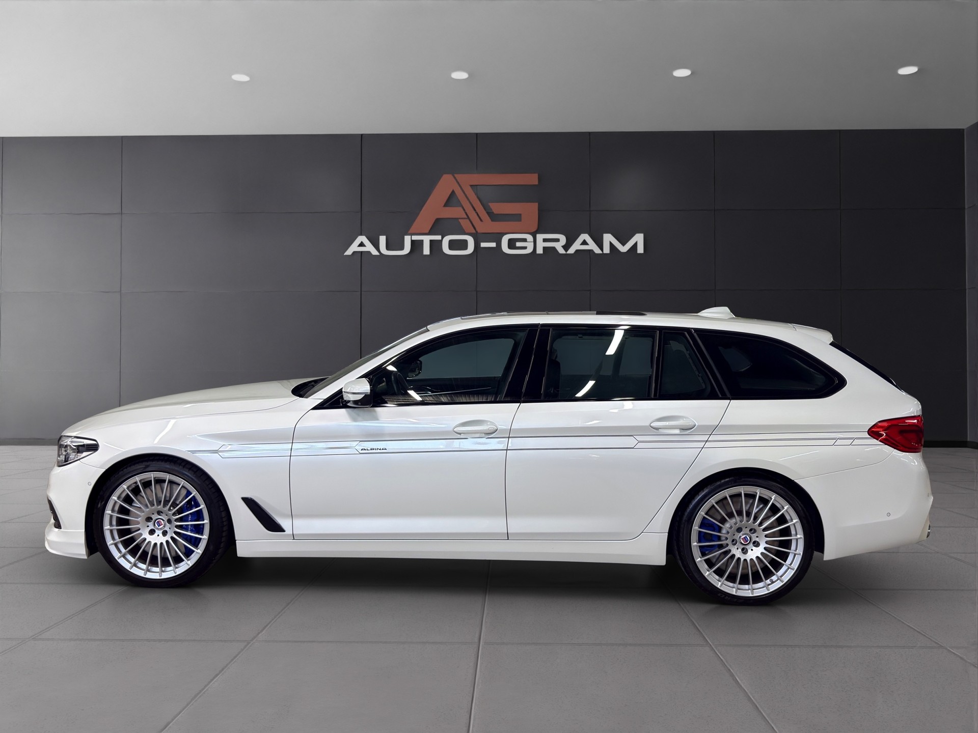 BMW-ALPINA B5 BiTurbo Touring 4.4 V8 xDrive Switch-Tronic-showroom-element-1