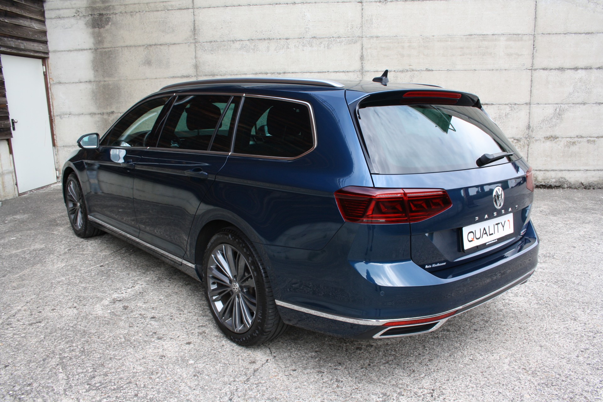 VW Passat 2.0 TDI BMT Edition 4Motion DSG-image-3