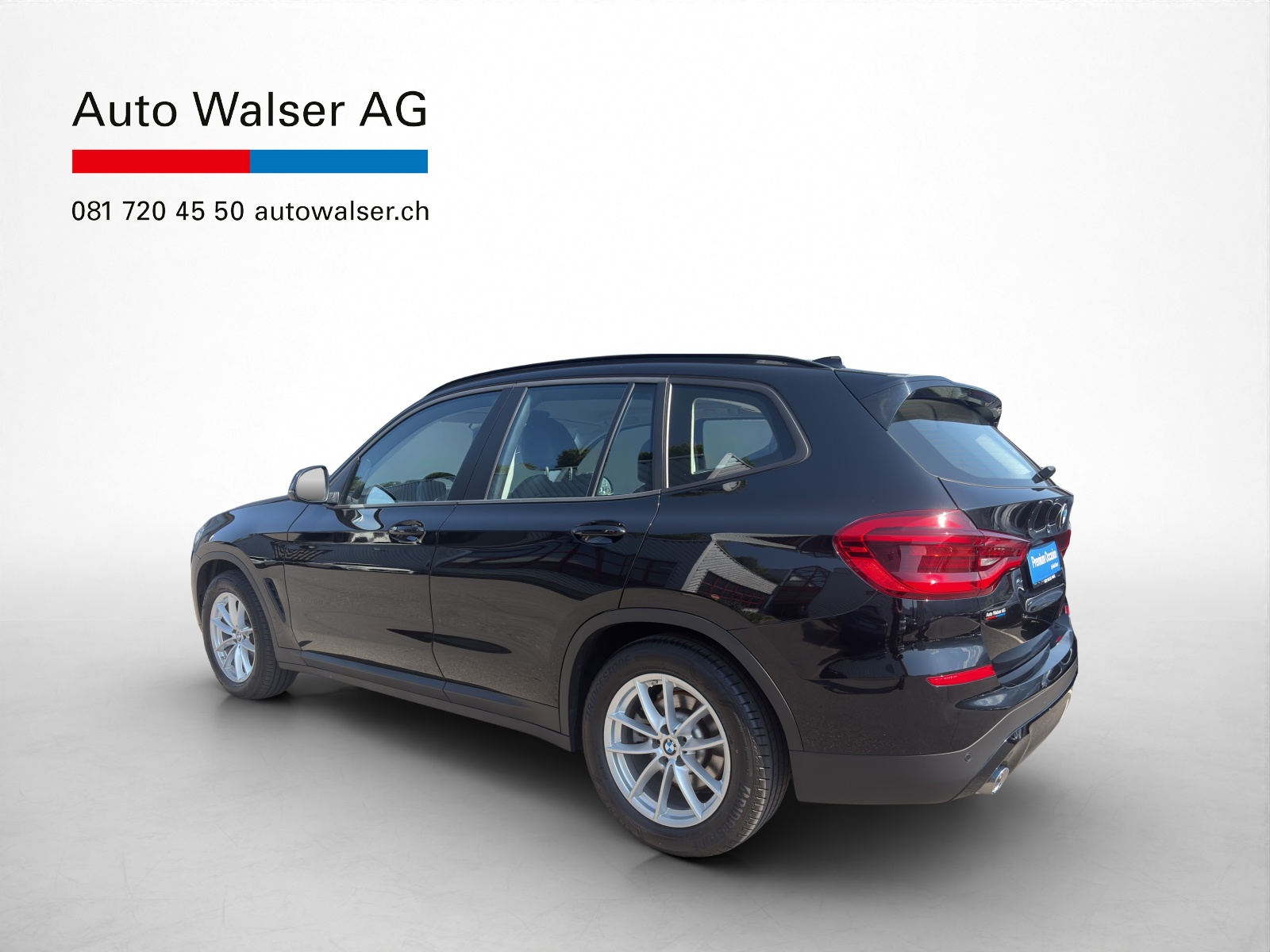 BMW X3 20d xDrive-showroom-element-2