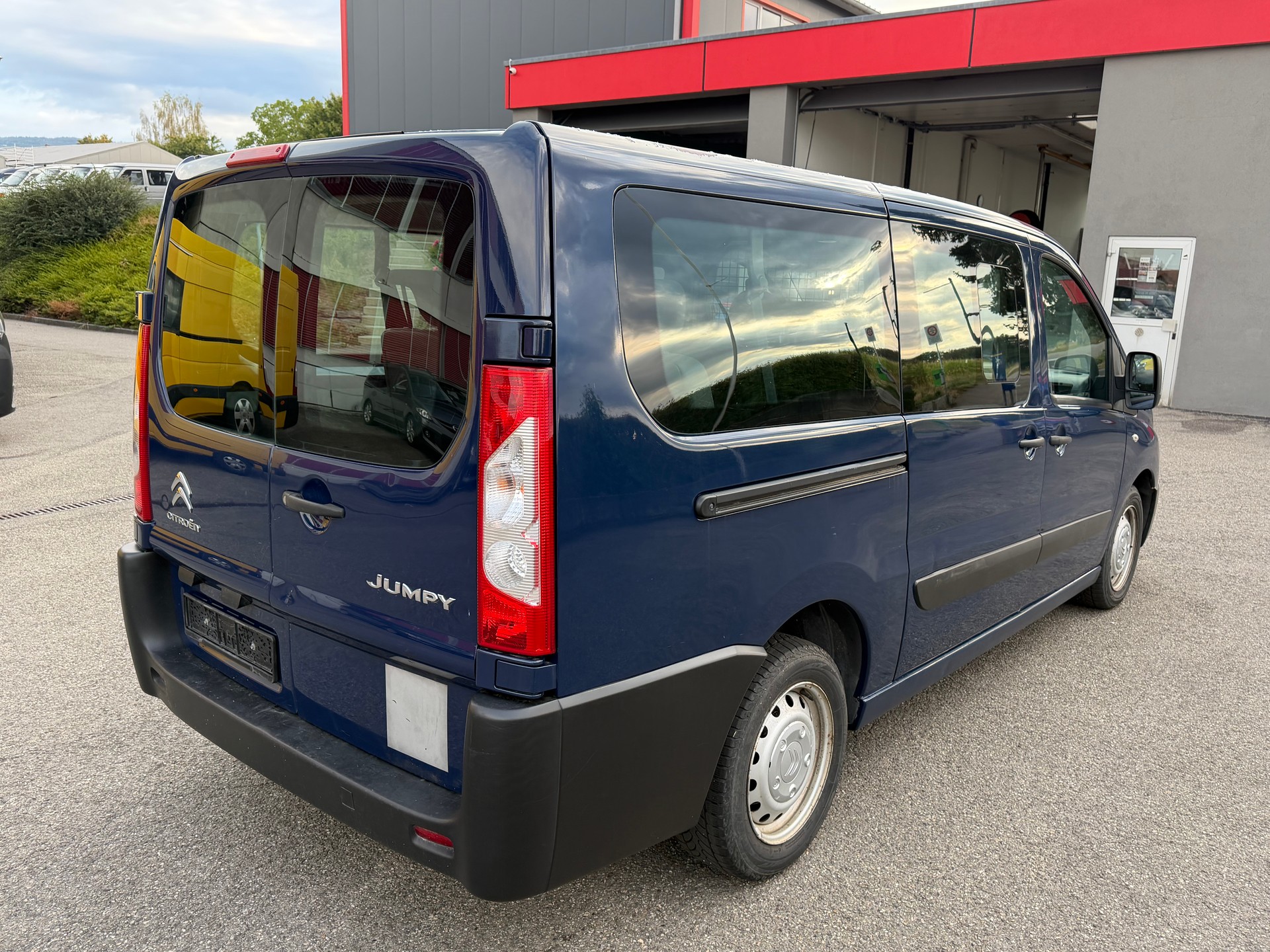 CITROEN Jumpy 2.0 HDi L2H1 Attraction-image-4