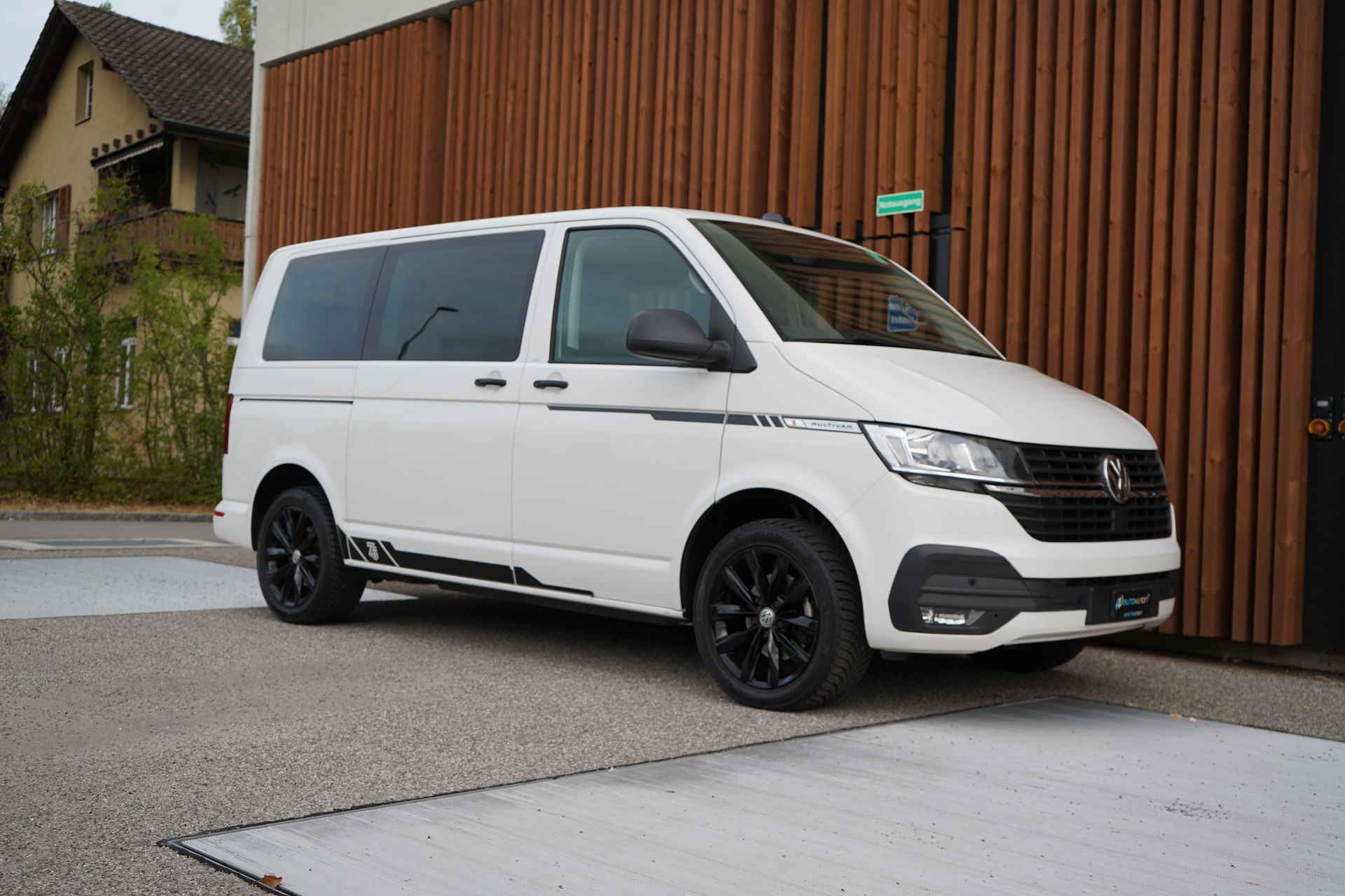 VW T6.1 MULTIVAN 2.0 TDI TRENDLINE LIBERTY DSG l 150 PS-image-10