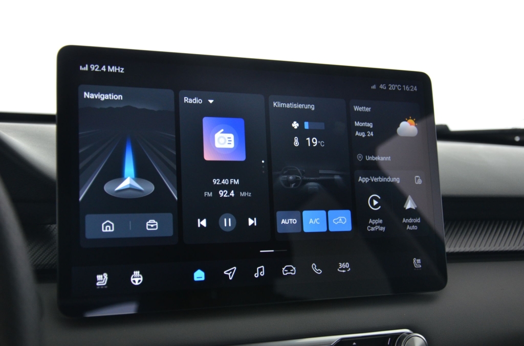 MG 4 EV 64kWh Premium Facelift-image-16