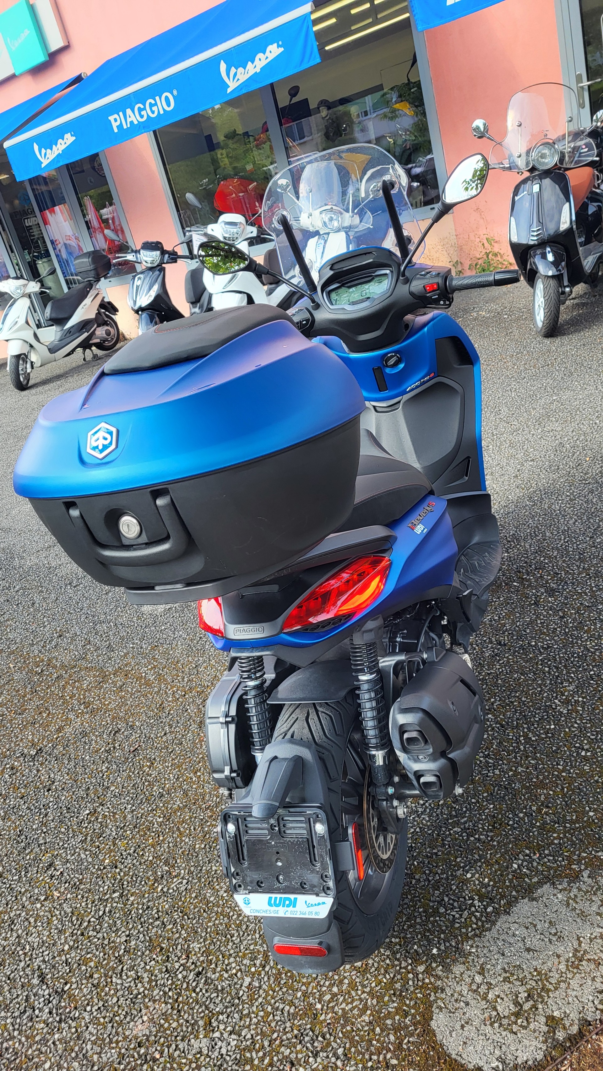 PIAGGIO Beverly 400 Sport-image-4