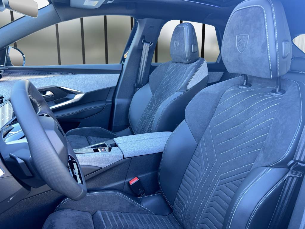 PEUGEOT 3008 145 e-DCS6 Hybrid GT-image-7