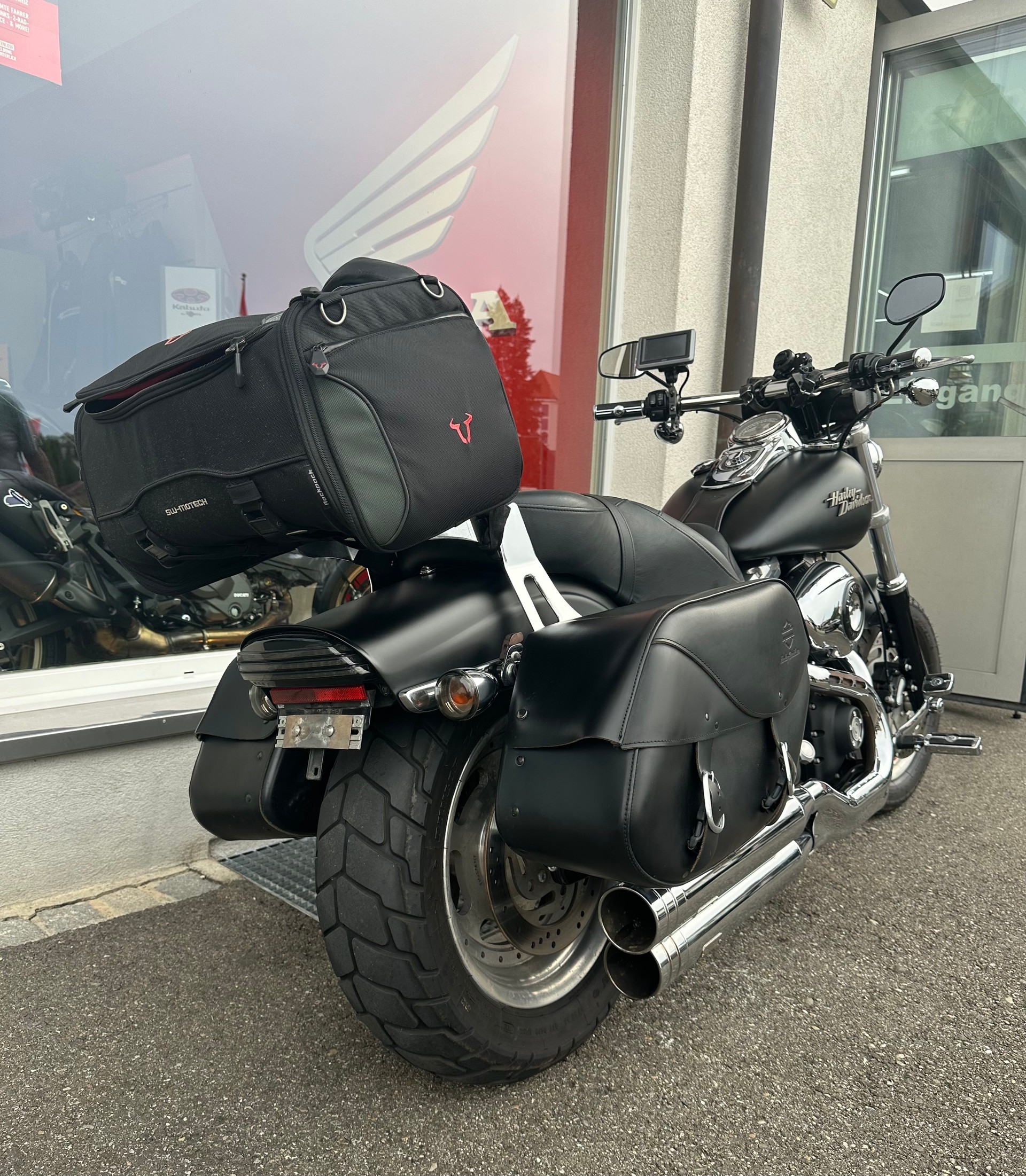 HARLEY-DAVIDSON FXDF Dyna Fat Bob-showroom-element-3