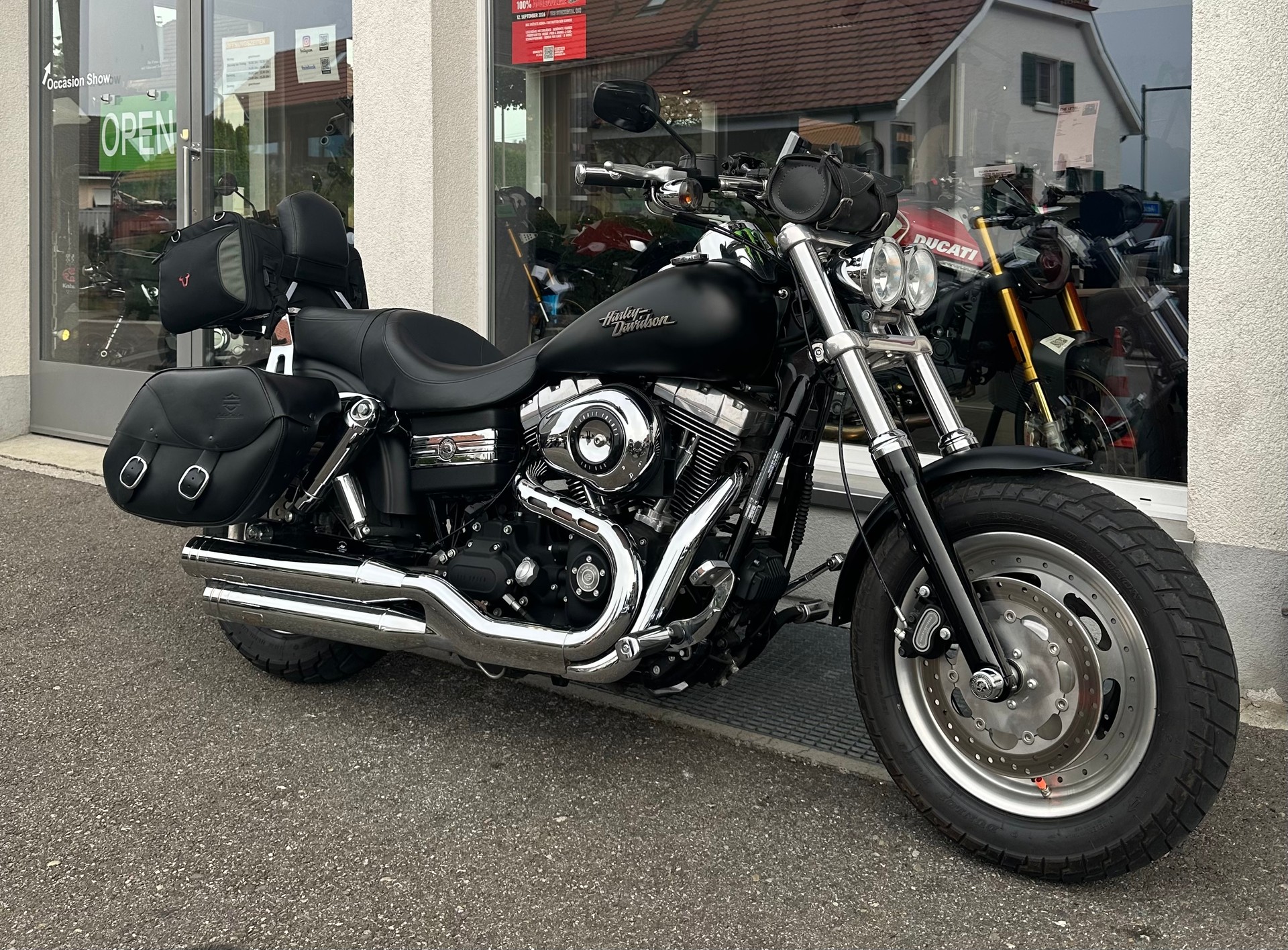 HARLEY-DAVIDSON FXDF Dyna Fat Bob-showroom-element-2