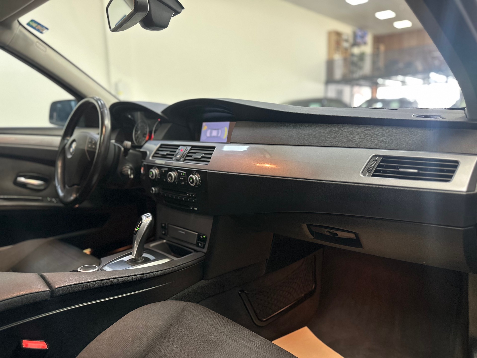 BMW 525d Steptronic-image-10
