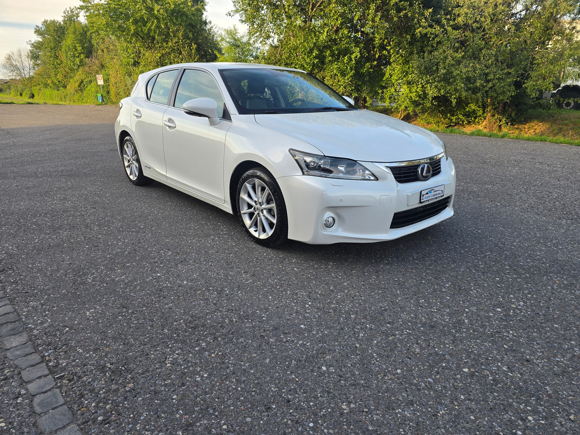 LEXUS CT 200h 1.8 excellence CVT-showroom-element-1