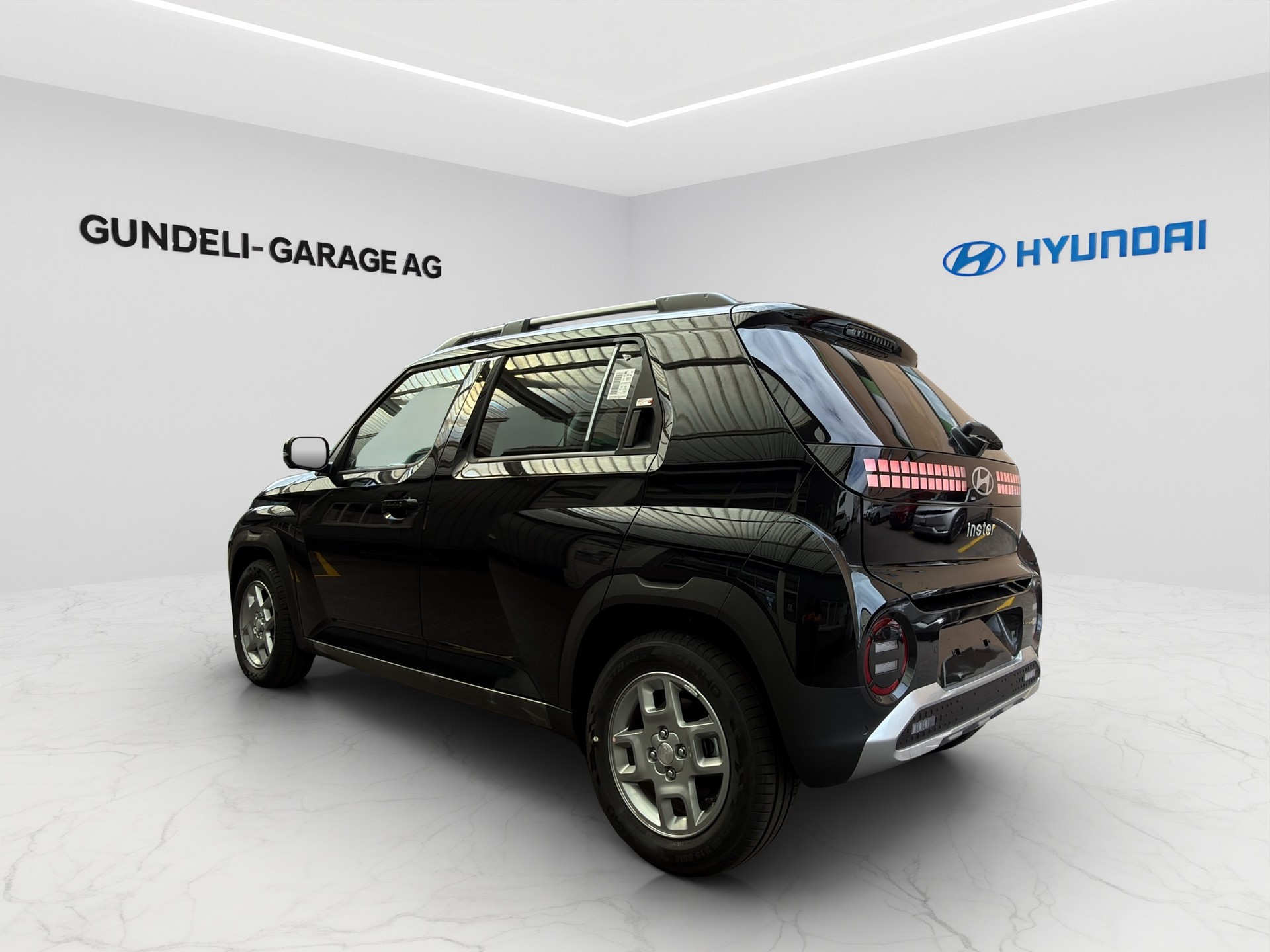 HYUNDAI Inster 49kWh Amplia-showroom-element-3