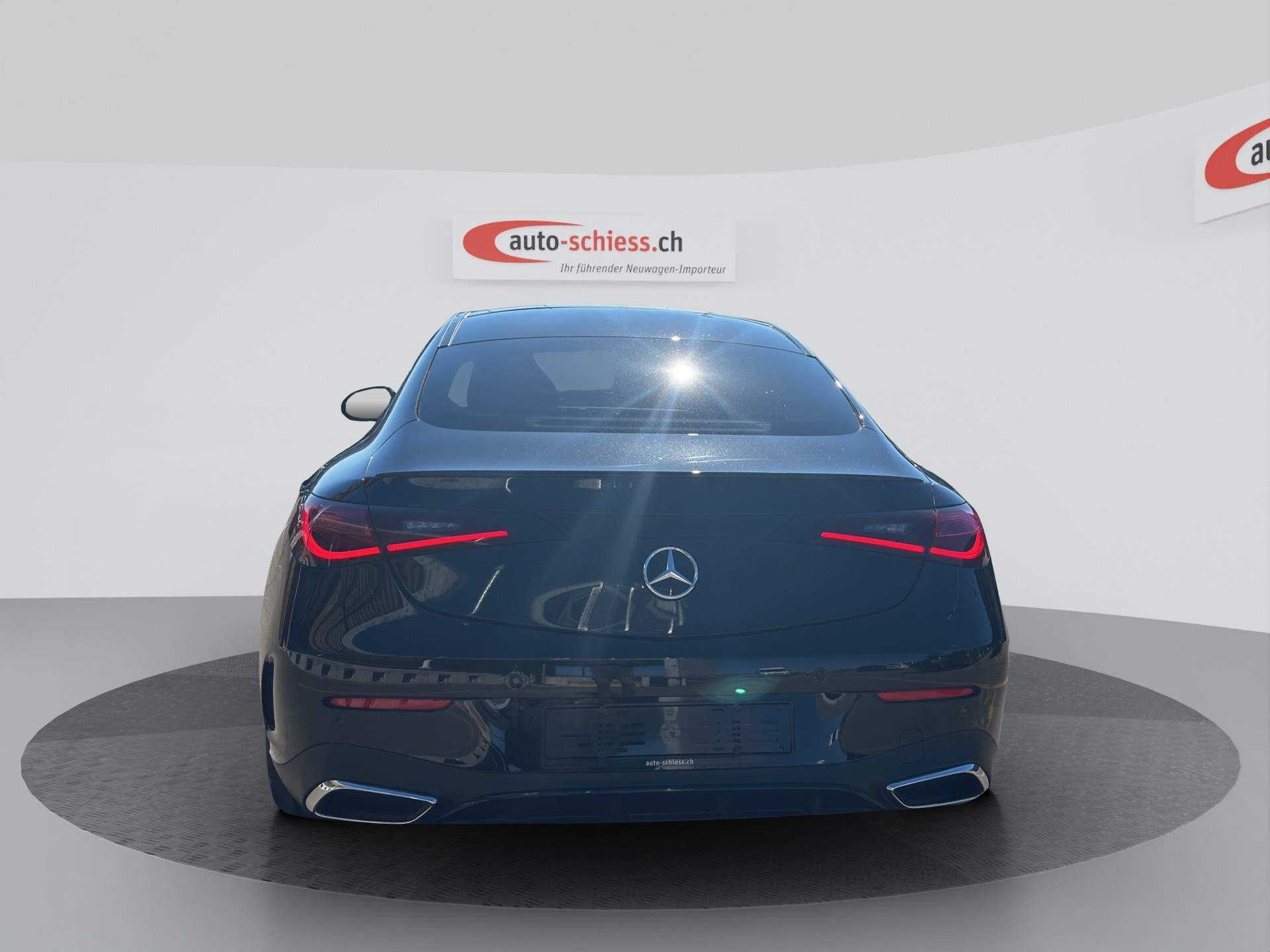 MERCEDES-BENZ CLE 200 Coupé AMG Line Night 9G-Tronic-showroom-element-3