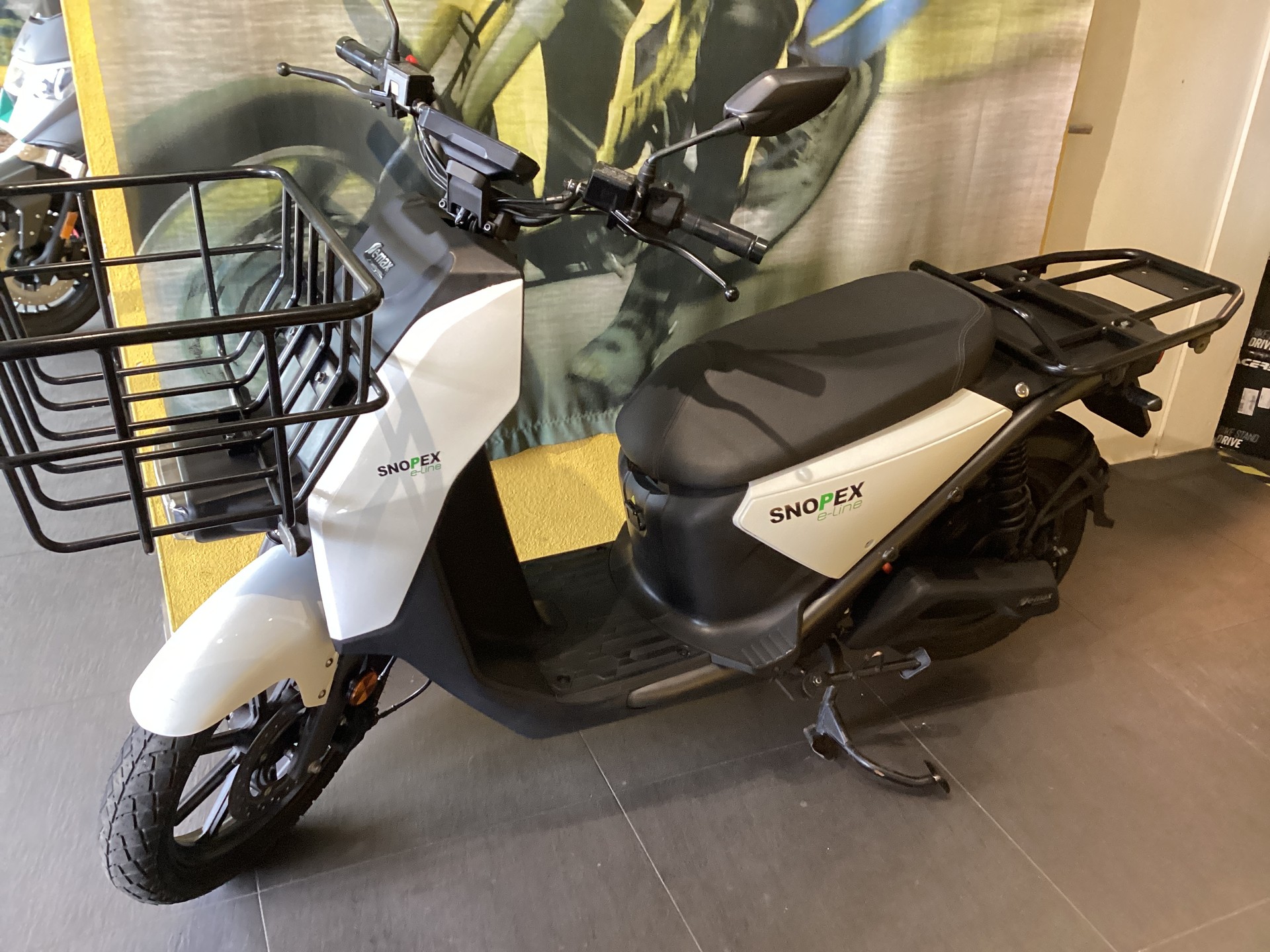 E-MAX VSA Cargo 80-image-0