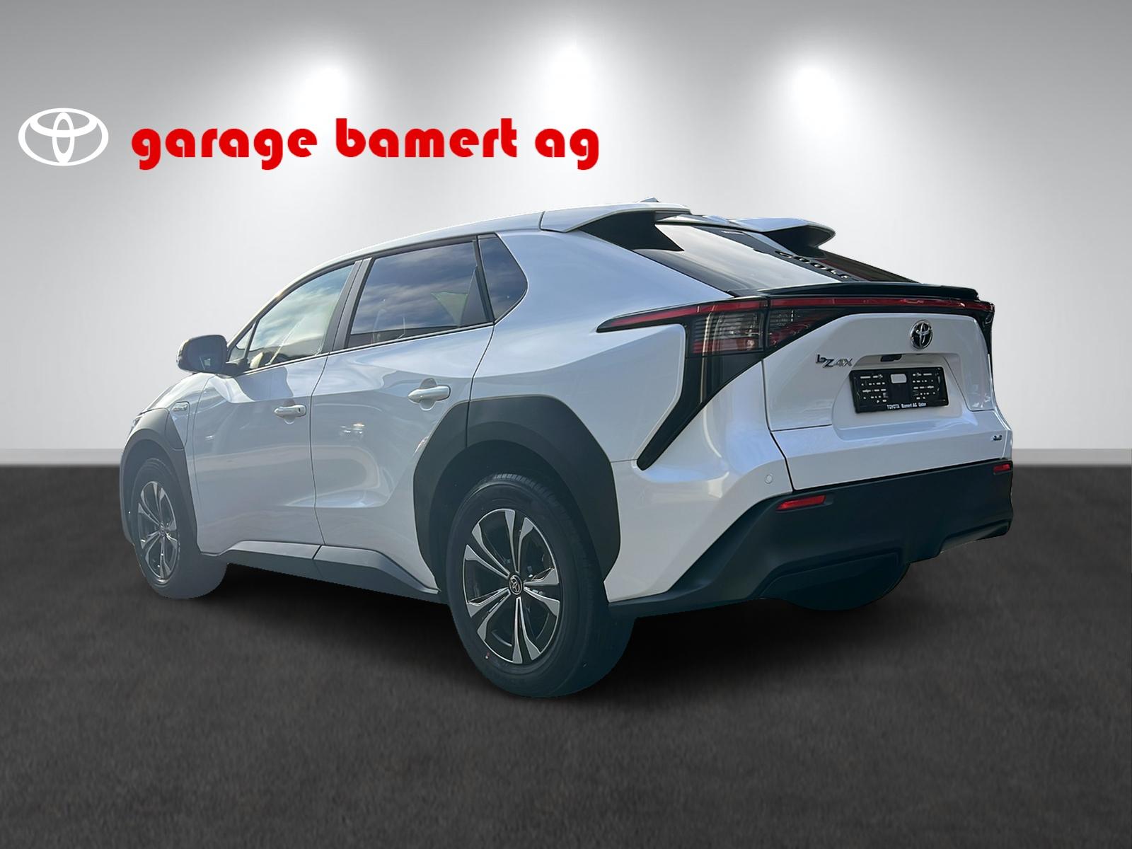 TOYOTA bZ4X Style AWD-showroom-element-3