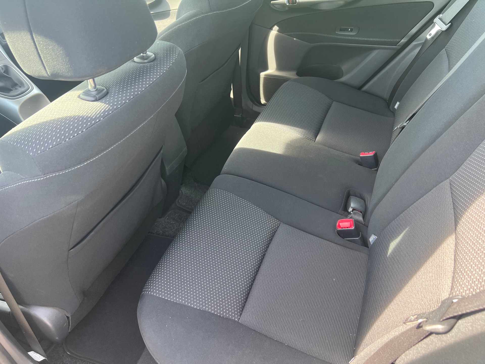 TOYOTA Auris 1.6 Linea Sol-image-8