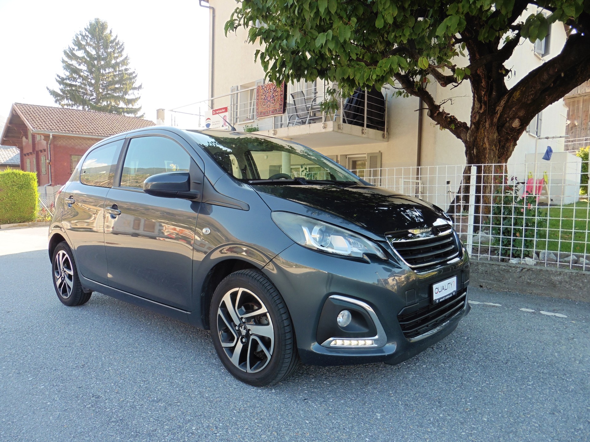 PEUGEOT 108 1.2 PureTech GT Line-showroom-element-2