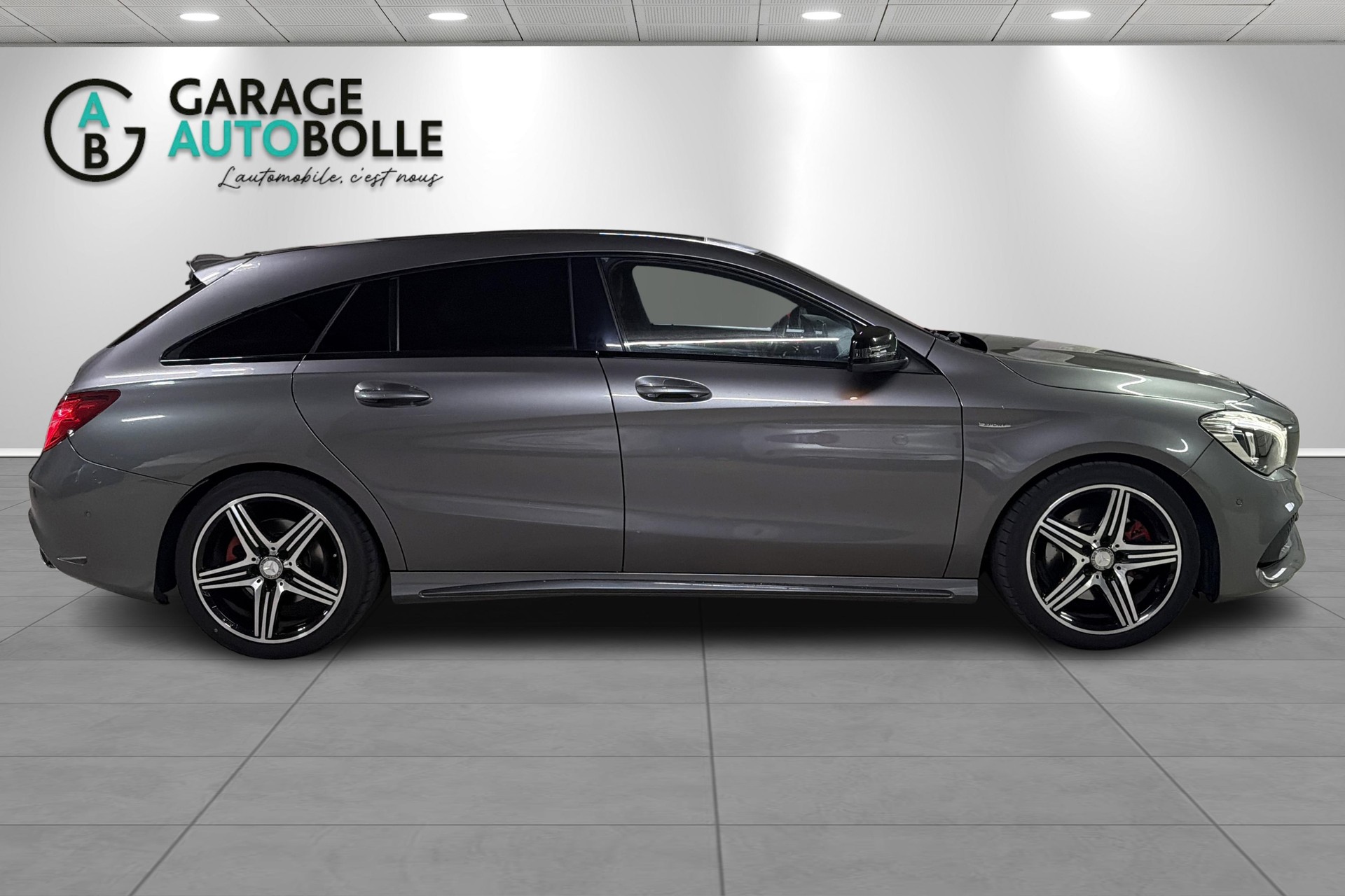 MERCEDES-BENZ CLA Shooting Brake 250 Sport 7G-DCT 4Matic-showroom-element-2