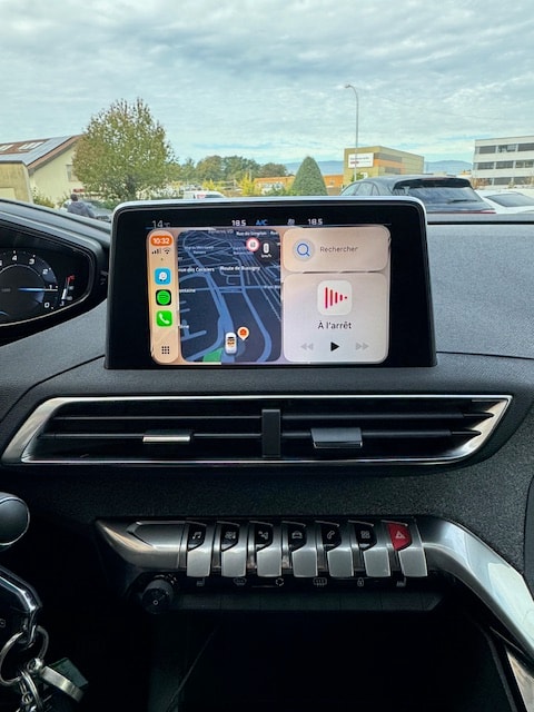 PEUGEOT 5008 1.2 Pure Tech Active-image-14
