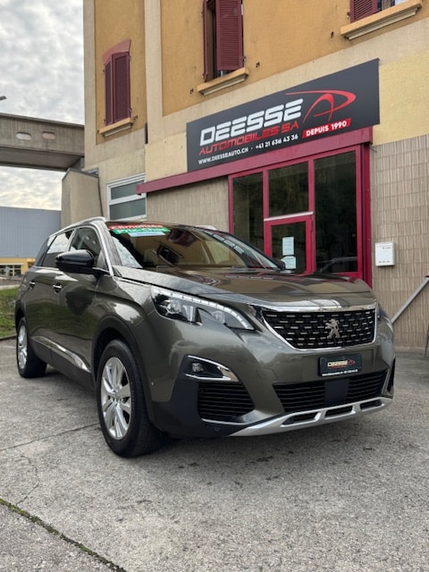 PEUGEOT 5008 1.2 Pure Tech Active