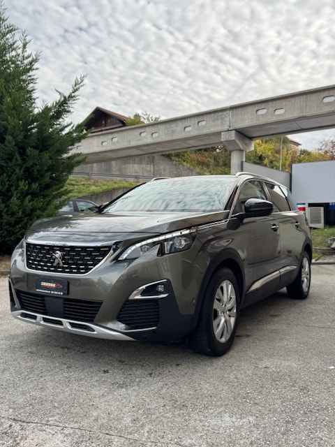 PEUGEOT 5008 1.2 Pure Tech Active-showroom-element-1
