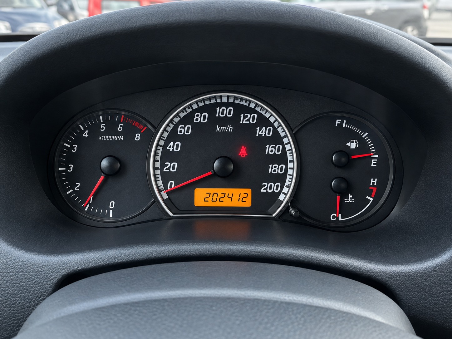 SUZUKI Swift 1.3i 16V GL Top Piz Sulai LE 4x4-image-8