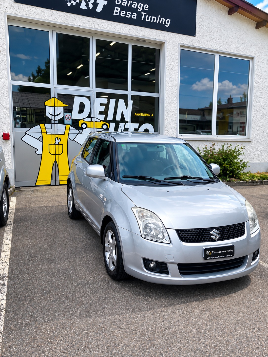 SUZUKI Swift 1.3i 16V GL Top Piz Sulai LE 4x4-showroom-element-1