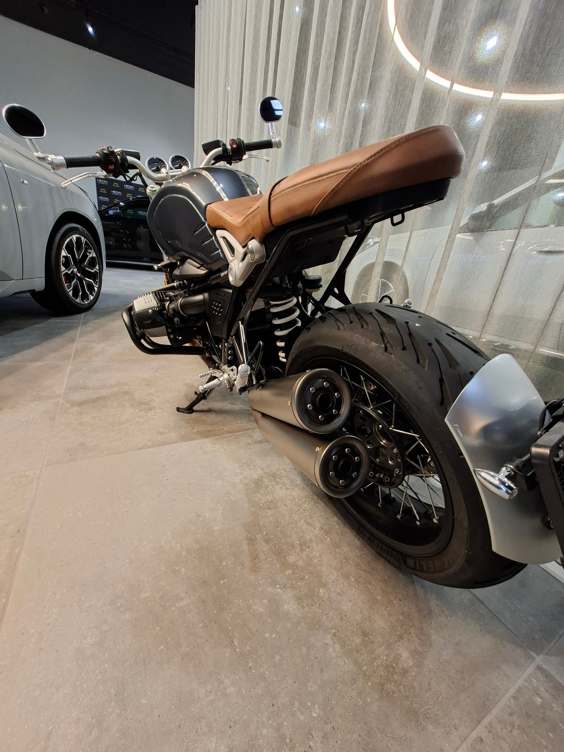 BMW R nineT Pure A2 (35kW)-image-2