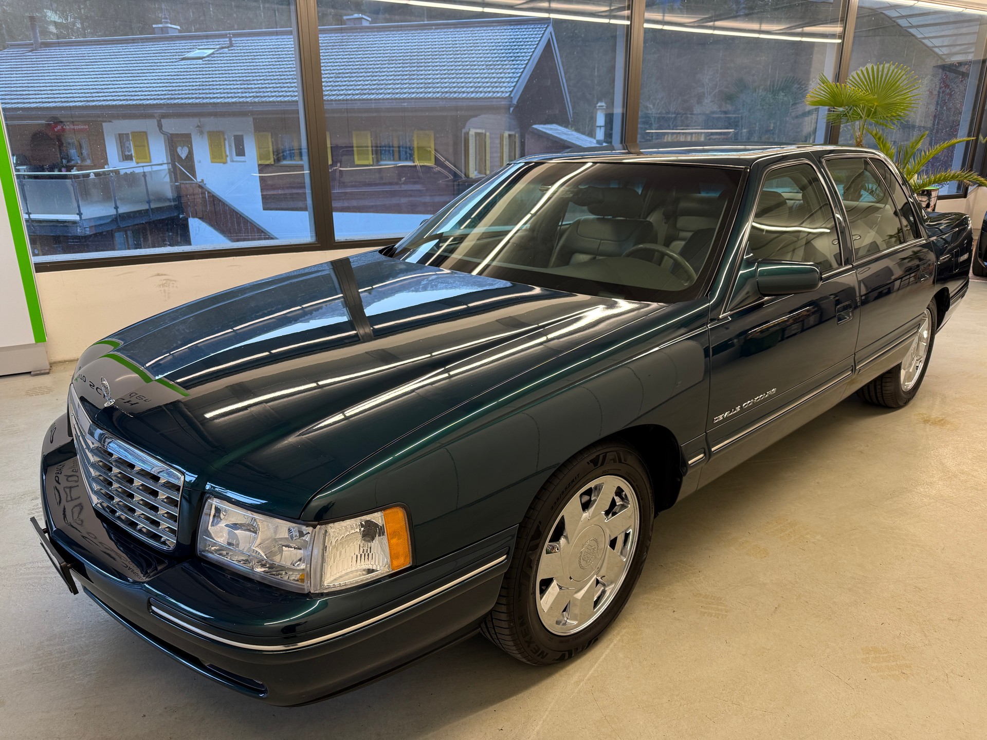 CADILLAC DEVILLE CONCOURS V8-image-10
