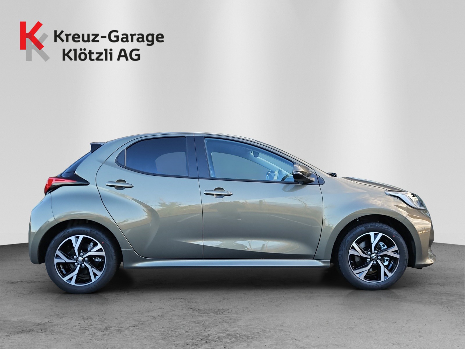 TOYOTA Yaris 1.5 Trend e-CVT-image-1