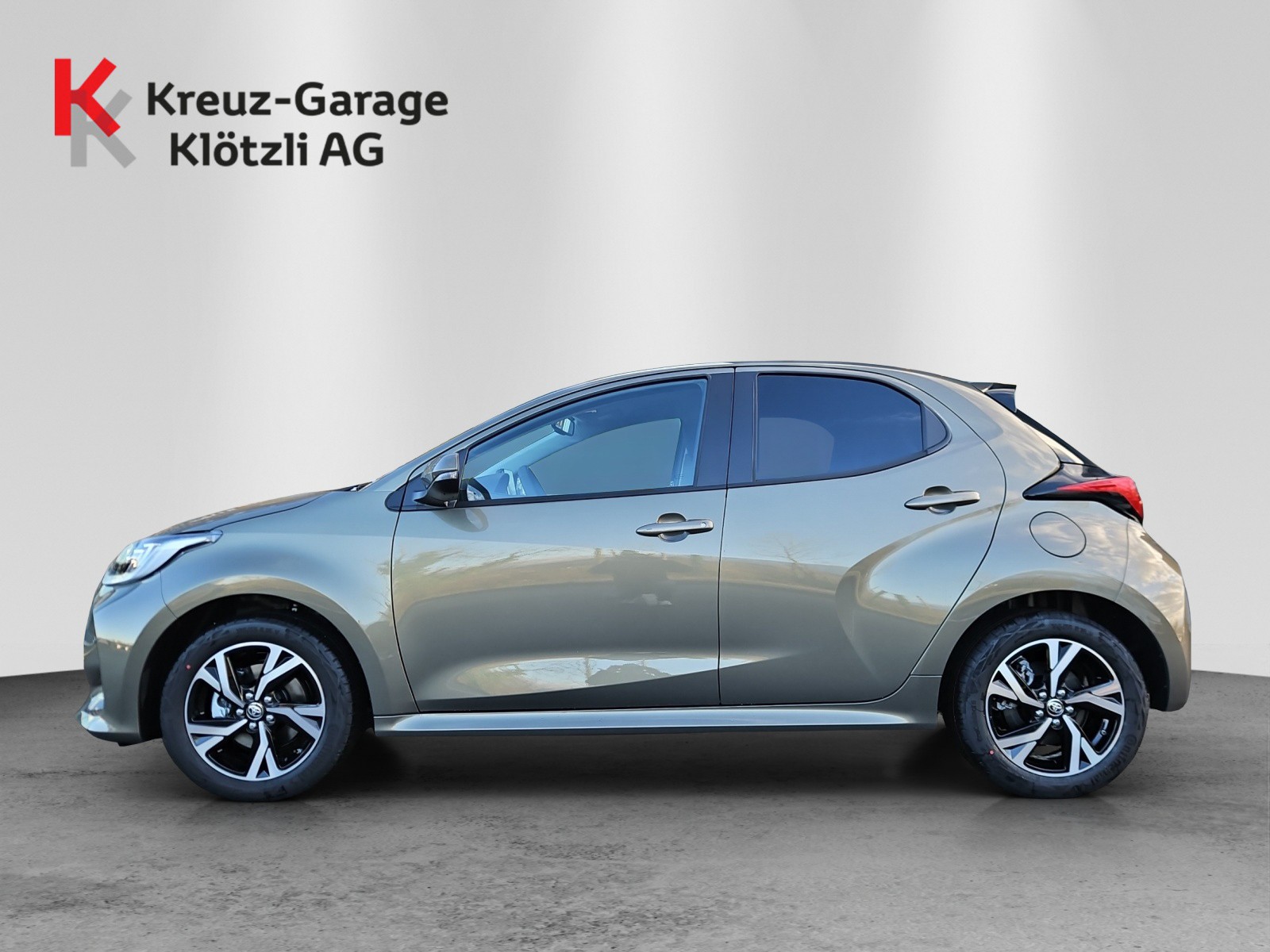TOYOTA Yaris 1.5 Trend e-CVT-image-5