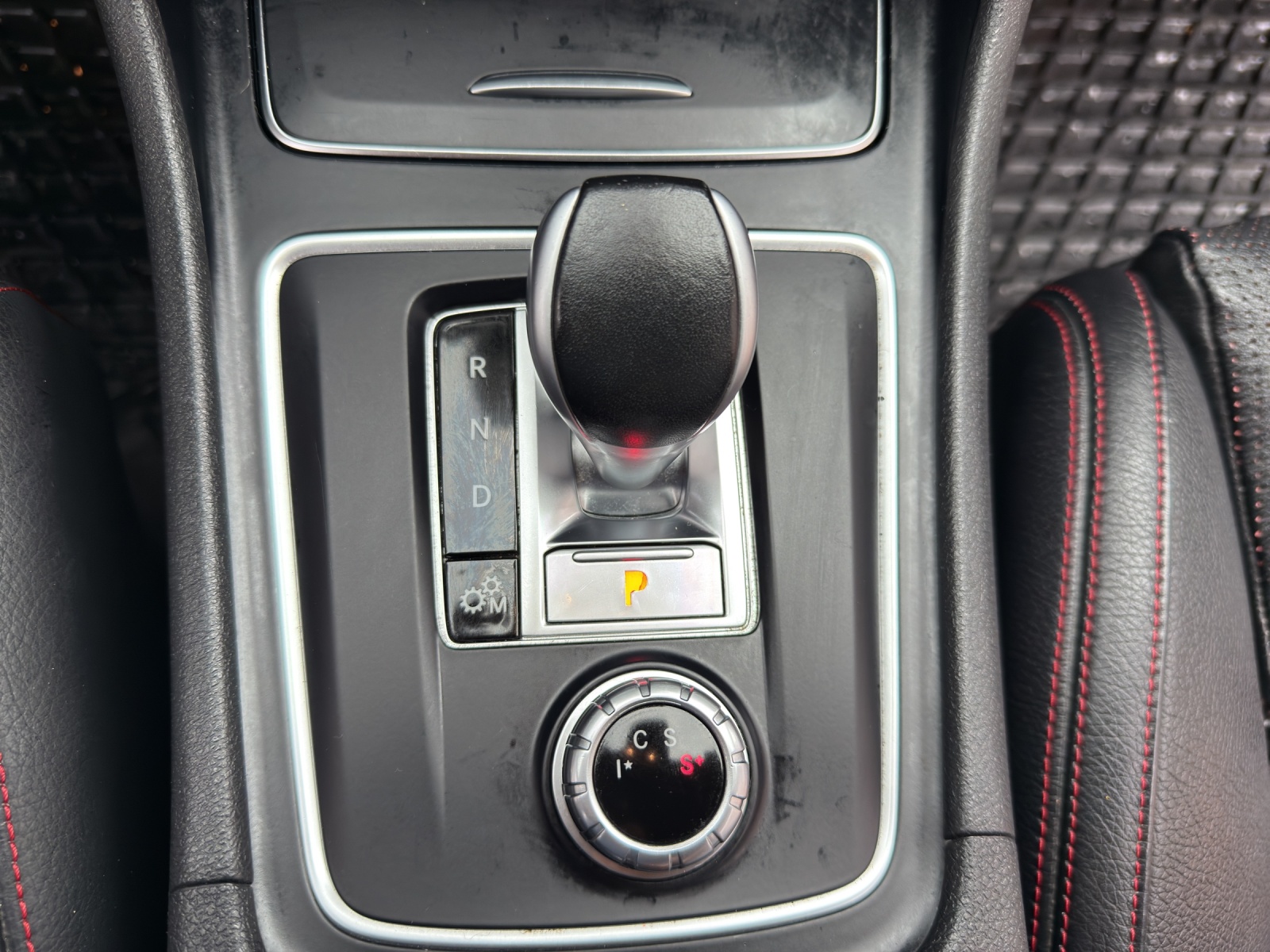 MERCEDES-BENZ A 45 AMG 4Matic Speedshift 7G-DCT-image-22