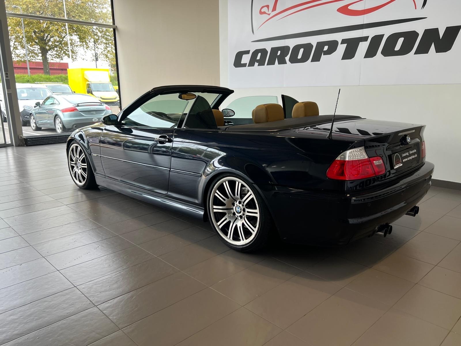 BMW M3 Cabriolet-image-7