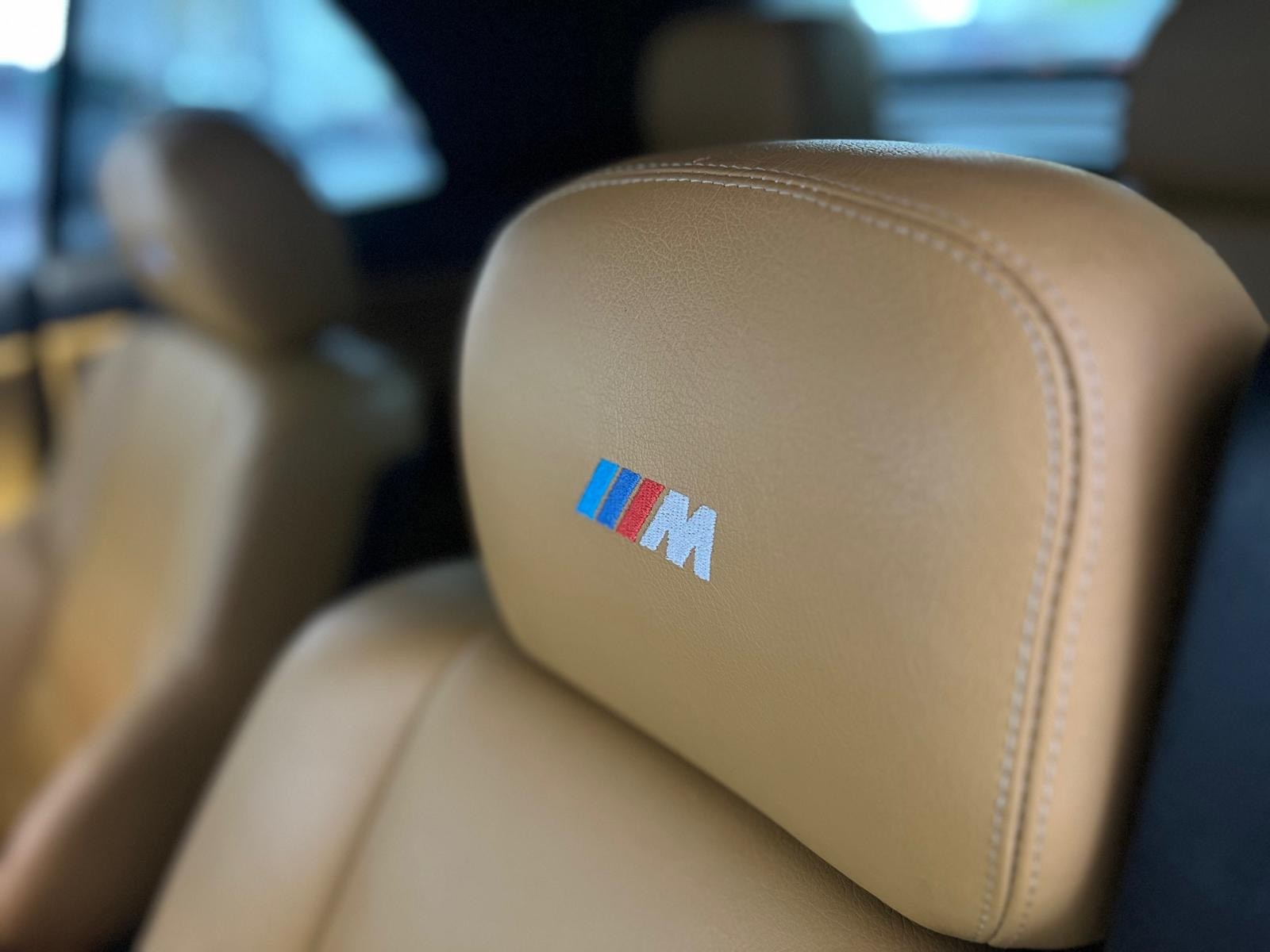 BMW M3 Cabriolet-image-13