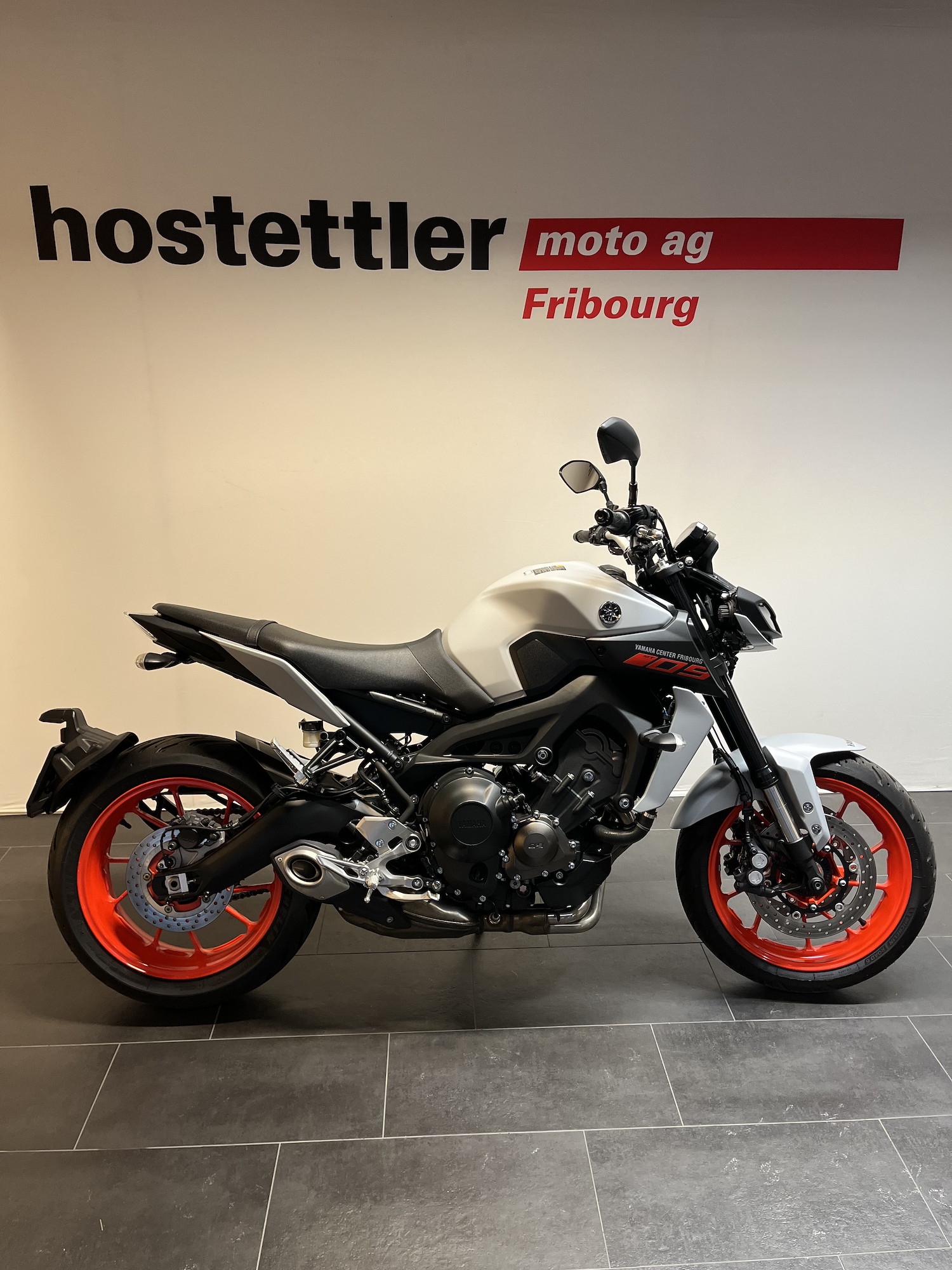 YAMAHA MT-09-image-1