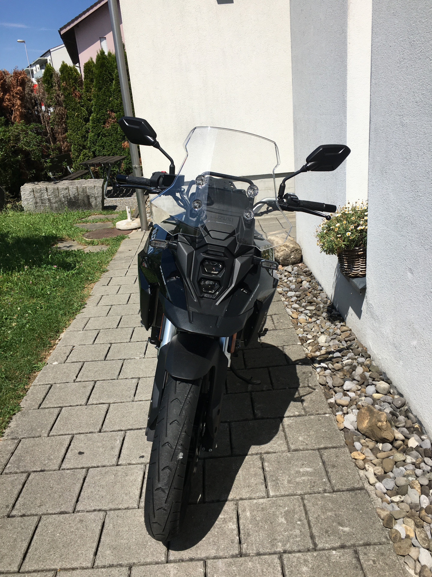 SUZUKI DL 800 V-Strom-image-1