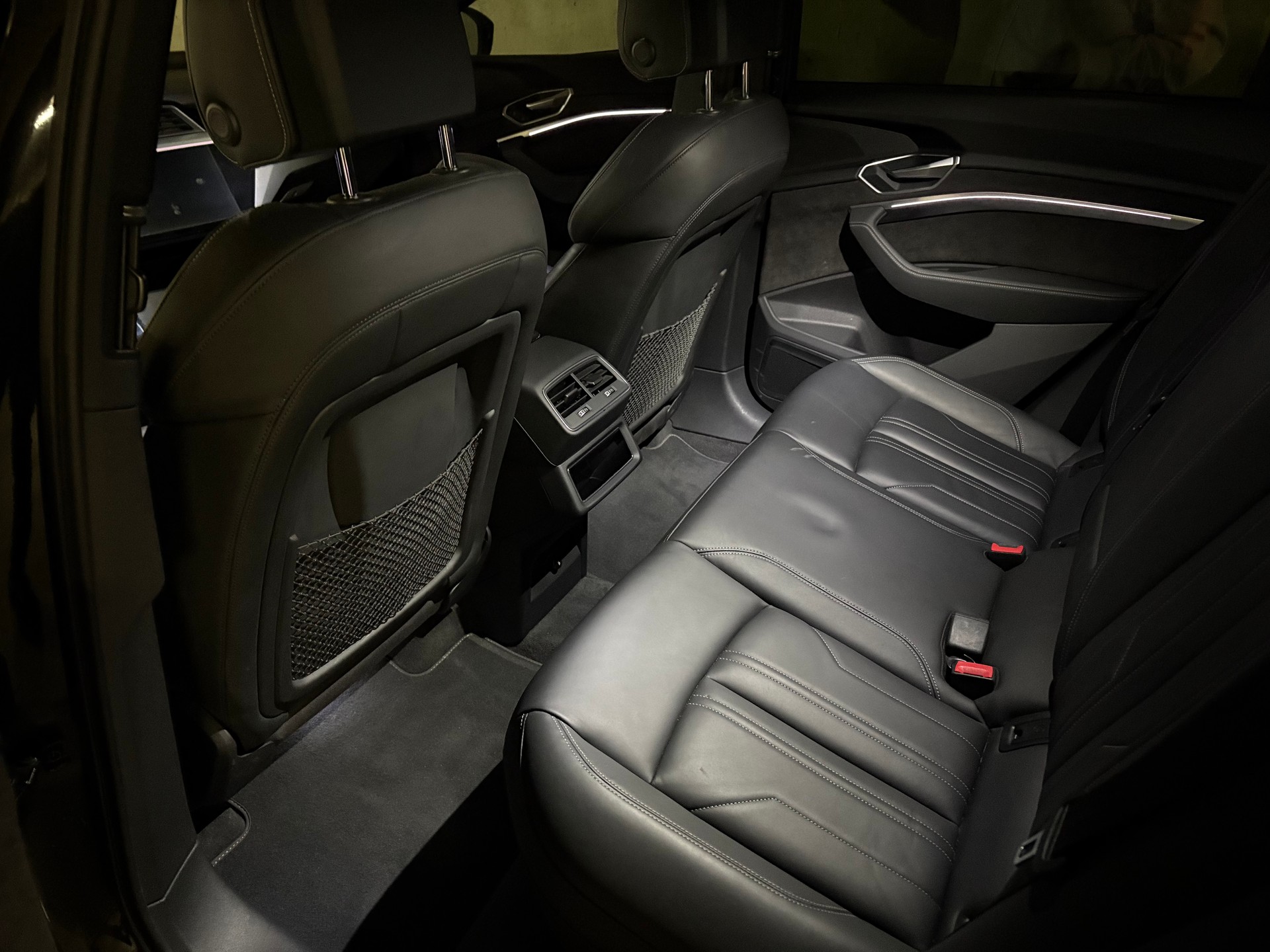 AUDI e-tron 50 Sportback S Line quattro-image-6