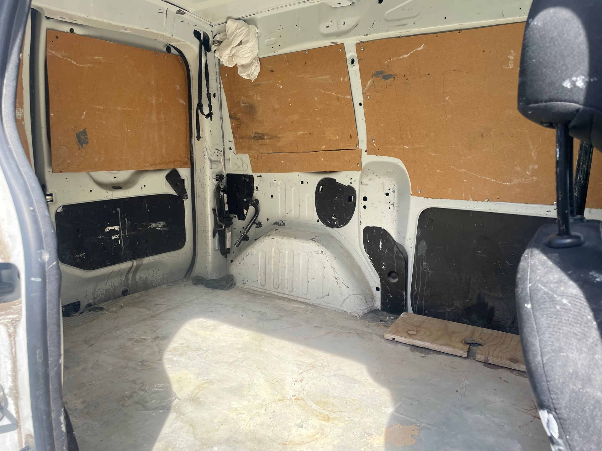 DACIA Dokker Van TCe 115 S&S Essential Verblecht-image-9