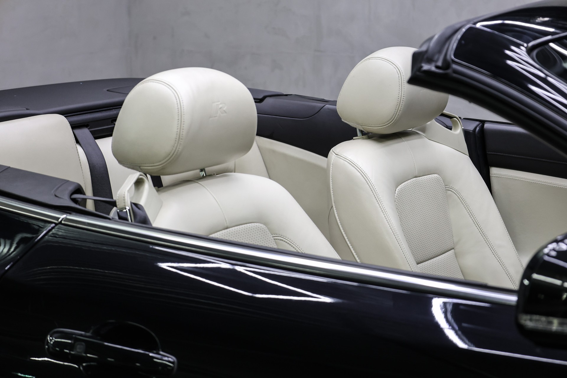 JAGUAR XKR Convertible 5.0 V8 Supercharged-image-35