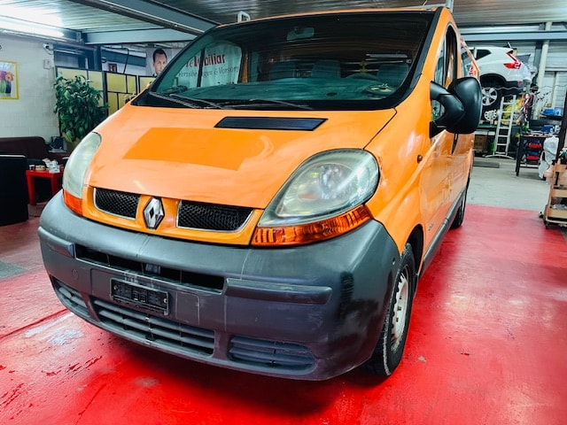 RENAULT Trafic 1.9 dCi 100 2.9t