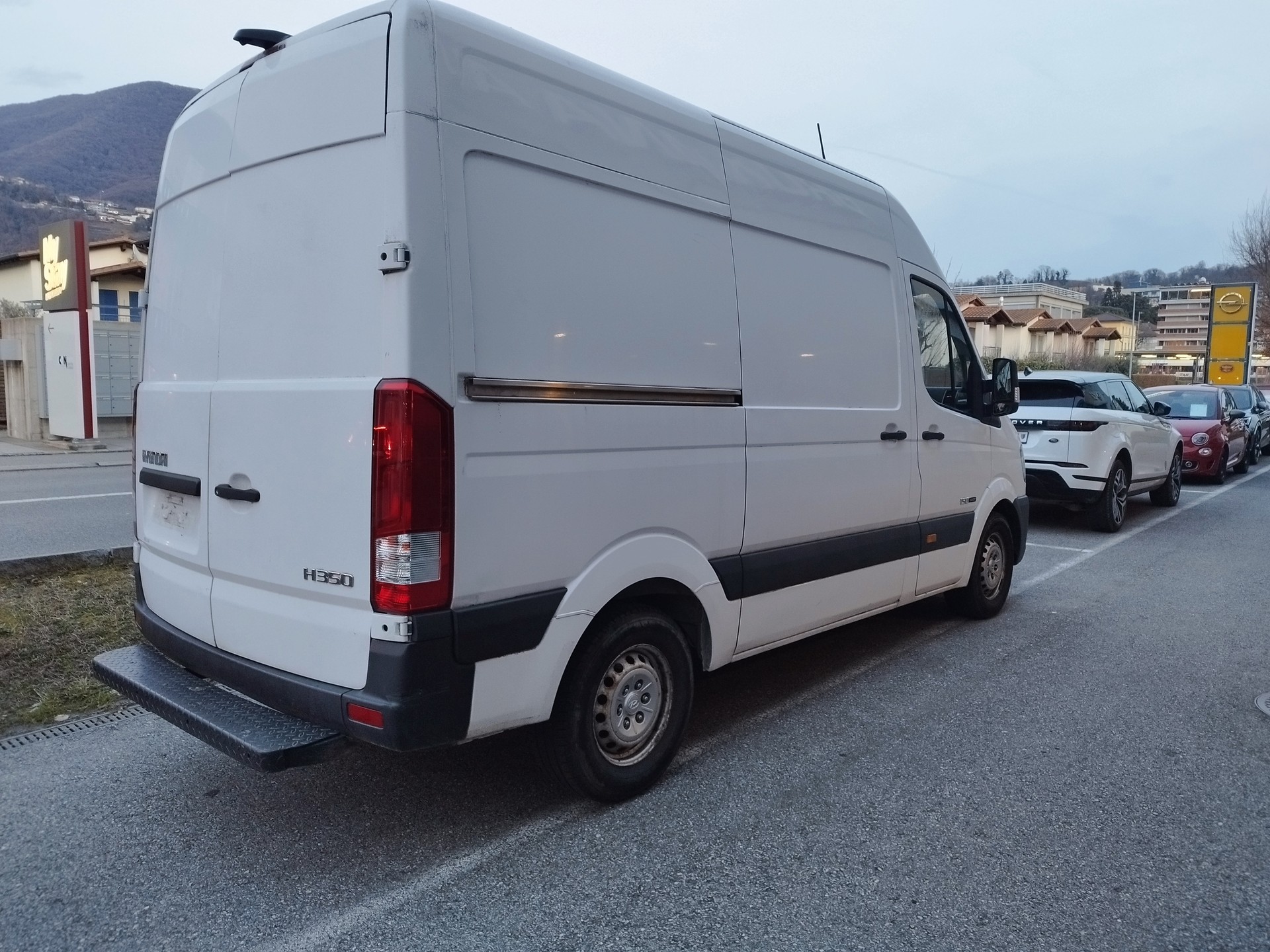HYUNDAI H350 2.5 CRDi-image-3