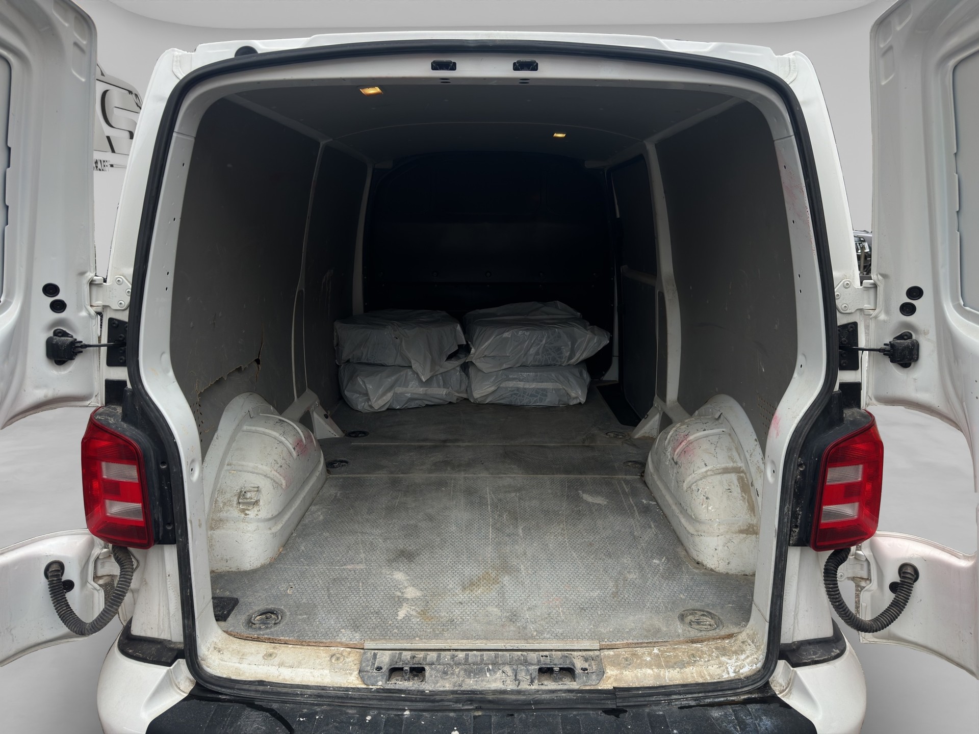 VW T6 ABTe-image-11