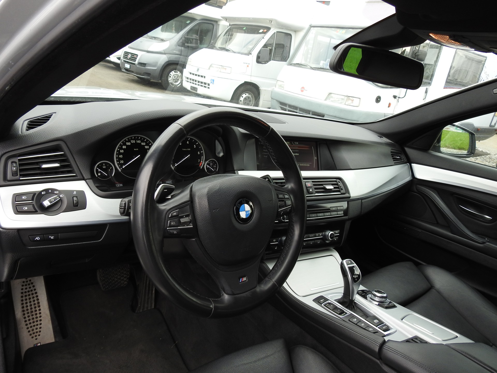 BMW 535i xDrive Touring Steptronic-image-9