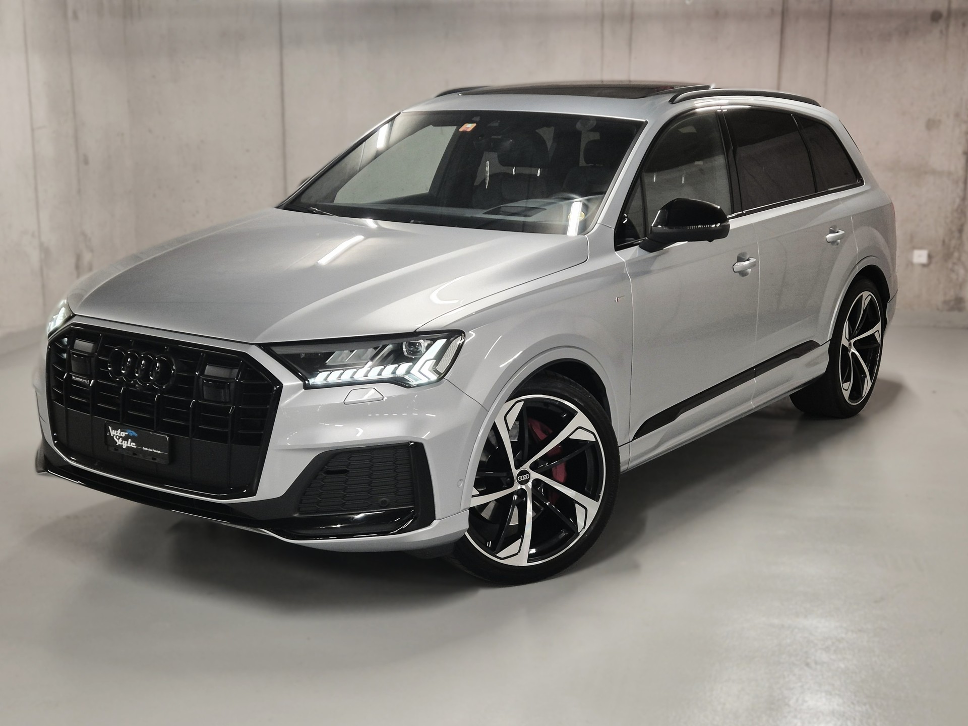 AUDI Q7 50 TDI quattro S Line tiptronic-showroom-element-2