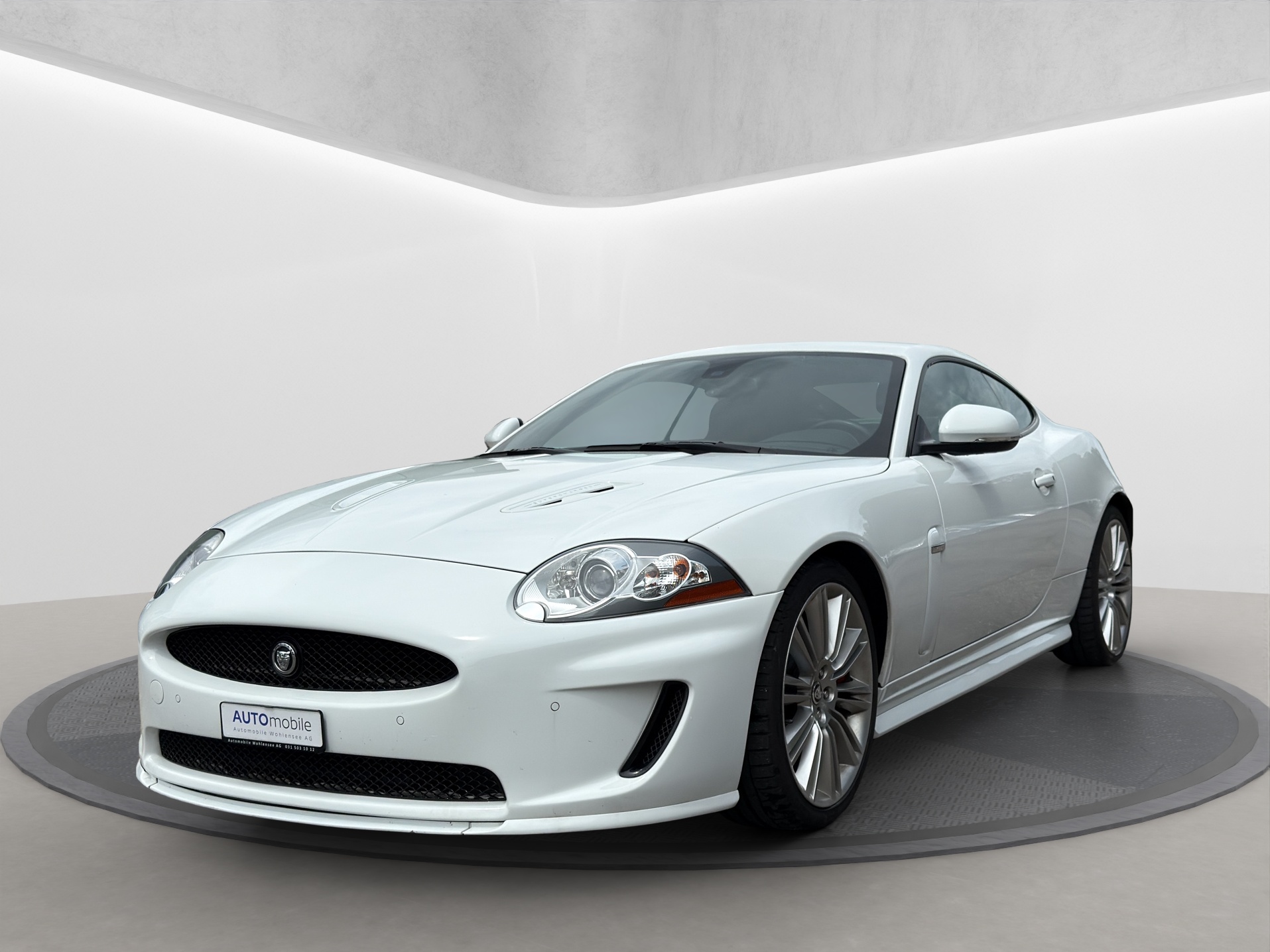JAGUAR XKR 5.0 V8 SC Special Edition Automatic-showroom-element-1