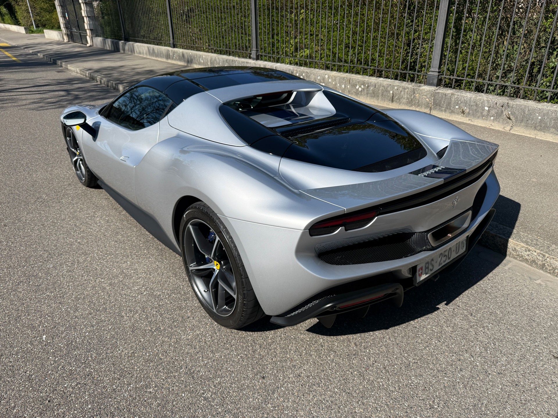 FERRARI 296 GTS-image-4