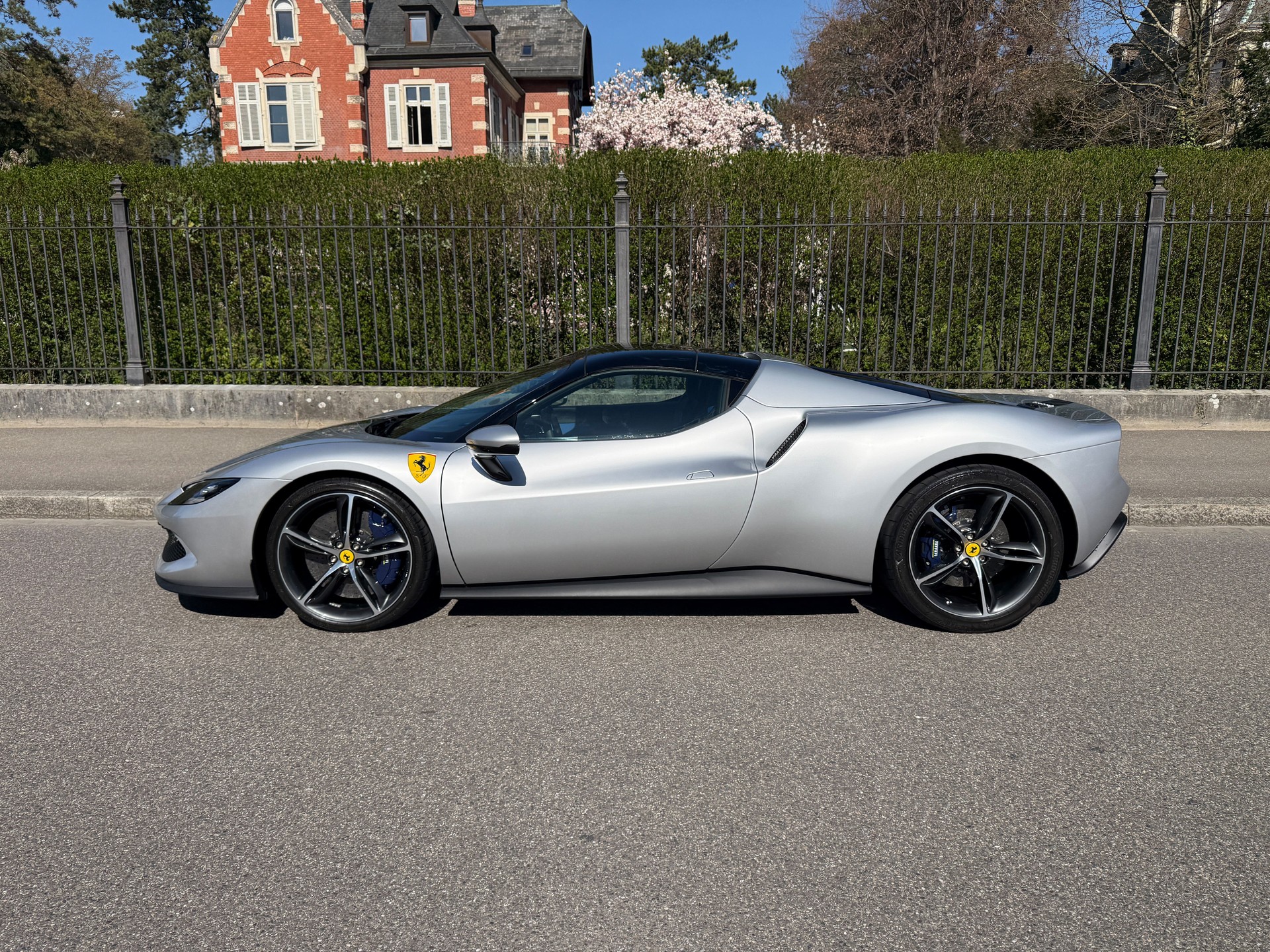 FERRARI 296 GTS-image-5